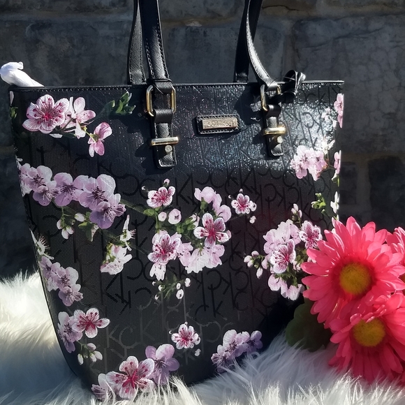 WALLET SOLD Calvin Klein Signature Black Floral Shopper Tote + Wallet - Picture 3 of 16